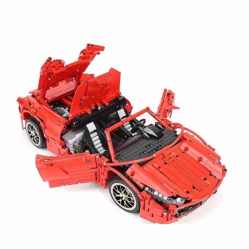 Mould King 13048 - Ferrari 488 Spider
